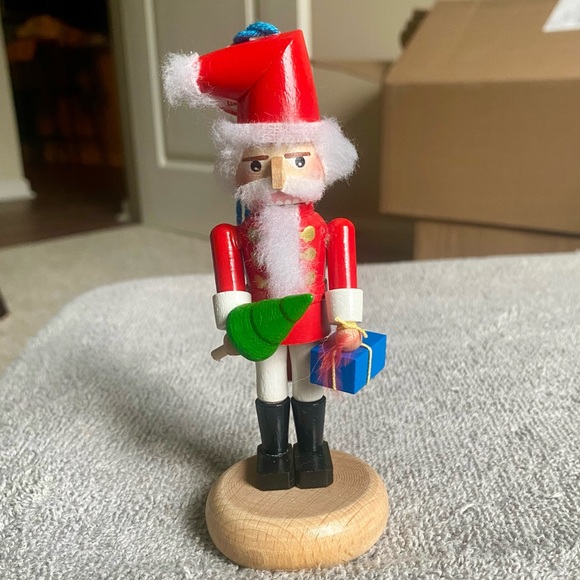 Vintage Mini Steinbach Santa Nutcracker - Picture 2 of 2